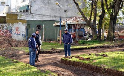 Comenzaron los trabajos de remodelaci�n de la plaza de Rivadavia y Col�n
