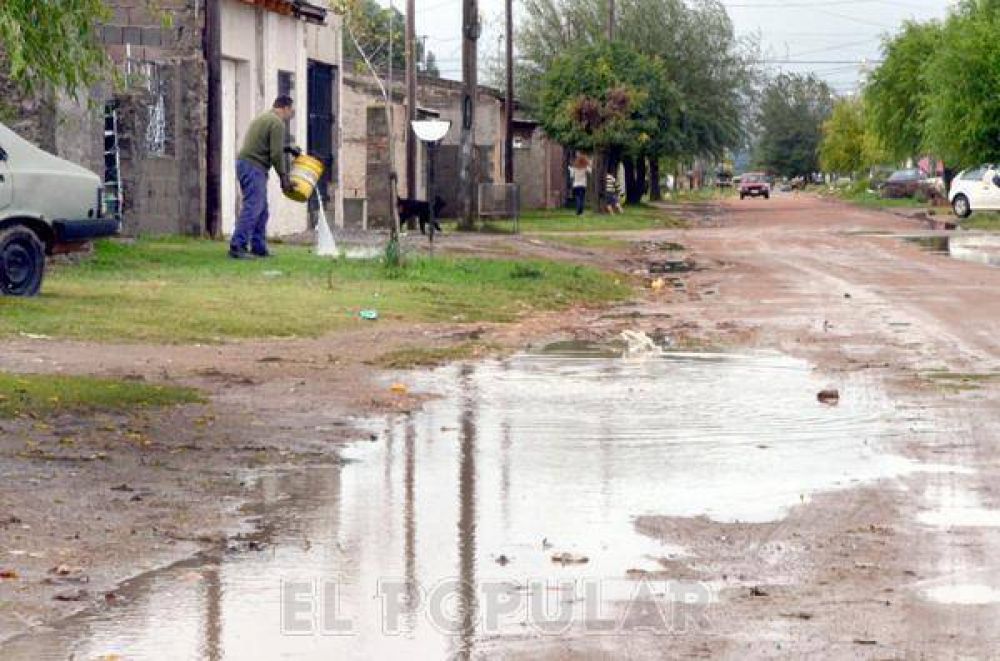 Vecinos del barrio Lourdes consiguieron una promesa de mejoras para las calles
