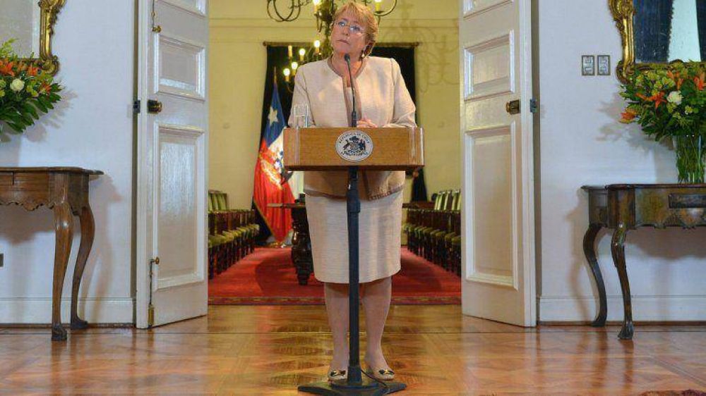 M�s de la mitad de los chilenos creen que hay mayor corrupci�n en el pa�s que hace 10 a�os