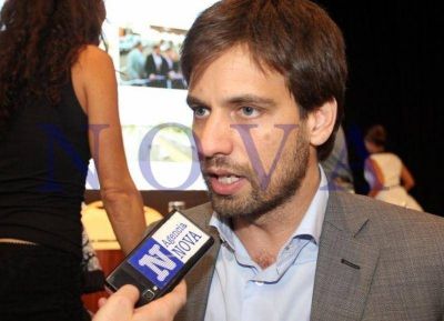 Courel sobre Massa: 