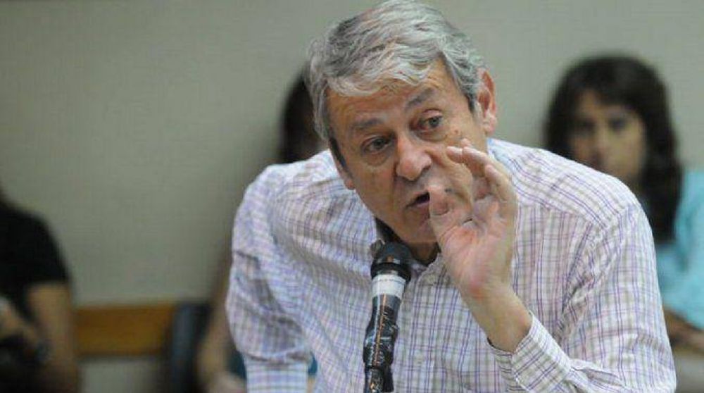 Lo tiene de punto: Kunkel volvi� a embestir contra Insaurralde
