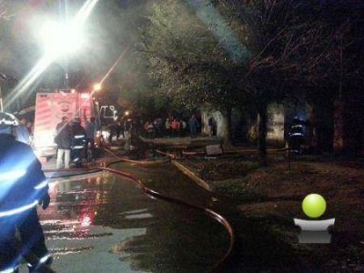LLAMADO A BOMBEROS. INCENDIO DE UNA VIVIENDA EN CALLE MORENO AL 300