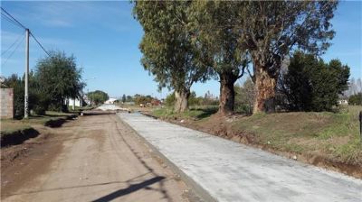 Avanza el Pavimento en Barrio Los Tilos