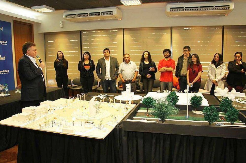 Monumento del Bicentenario: Amaya present� los cuatro proyectos finalistas 