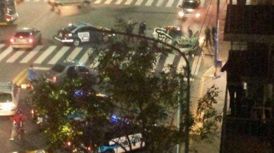 Persecuci�n, tiros y choque en Liniers: tres delincuentes detenidos