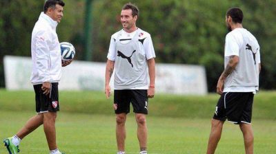 Almir�n eligi� a Aguilera y Breitenbruch para la defensa, pero perdi� a M�ndez por lesi�n de cara al cl�sico ante Boca