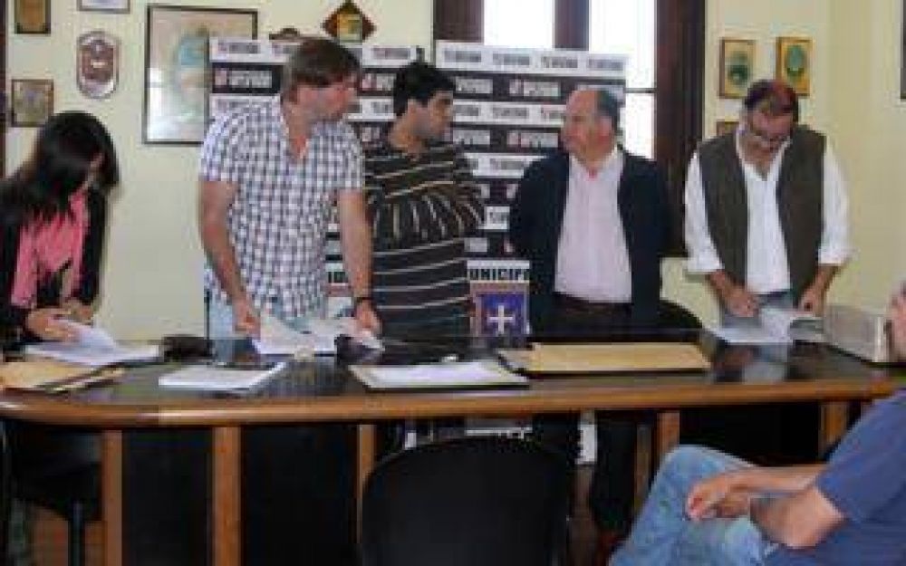 Licitaron 50 cuadras de pavimento en Exaltaci�n de la Cruz