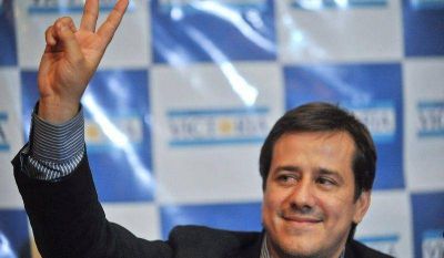 Recalde se relanza con un acto en el Luna Park