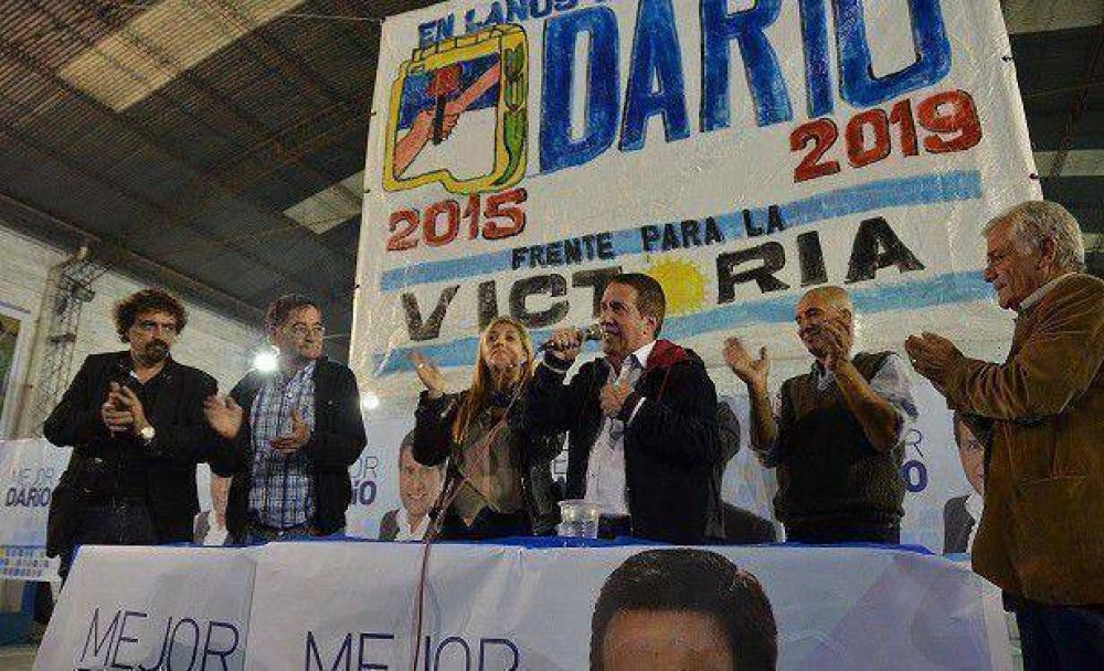 DAR�O D�AZ P�REZ ENCABEZ� MULTITUDINARIO ACTO EN REMEDIOS DE ESCALADA