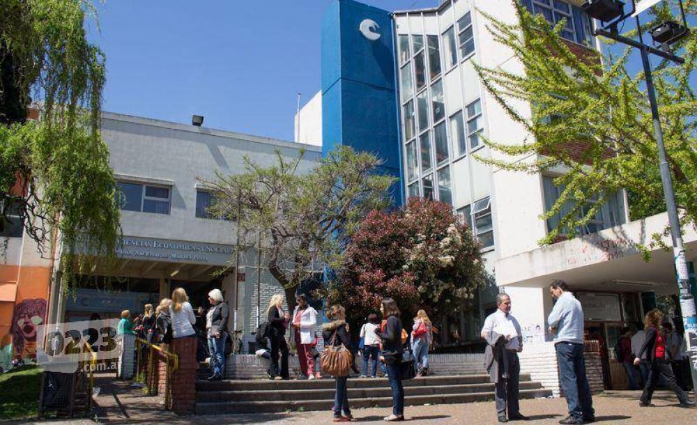Denunci� que la abusaron cerca de la Unmdp y la FUM le apunta al Municipio