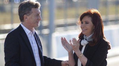 Cristina y Macri comenzaron la campa�a en Buenos Aires