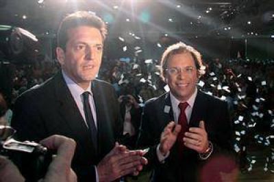 Dar�o Giustozzi se fue del Frente Renovador con duras cr�ticas a Massa: 