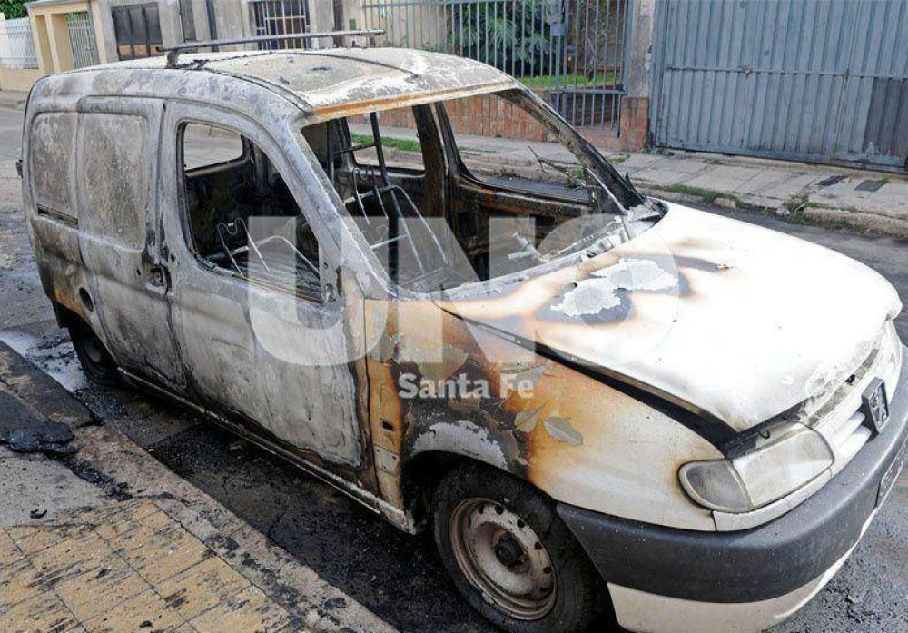 Vinculan la quema de autos con las pr�ximas elecciones