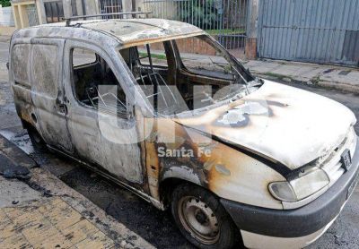 Vinculan la quema de autos con las pr�ximas elecciones