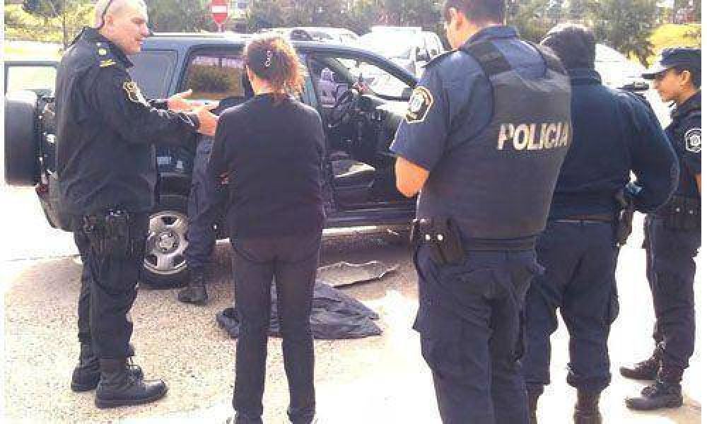 Detienen a banda de pincharuedas por robo a hipermercado