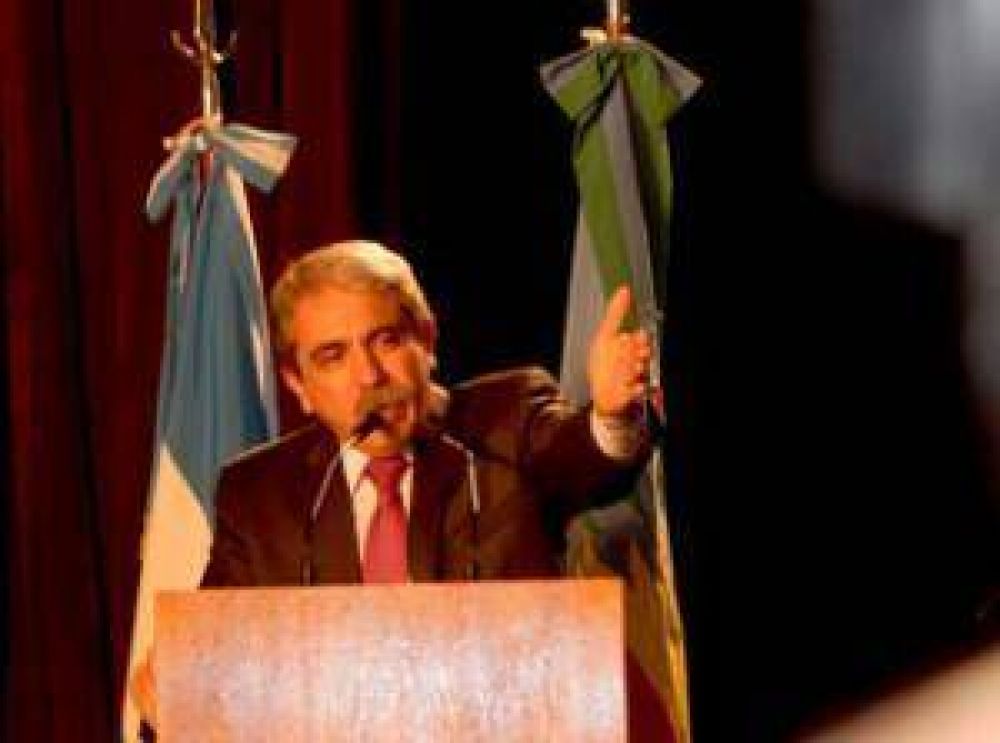 Jos� Inza acompa�� a An�bal Fern�ndez en el lanzamiento de su precandidatura a la gobernaci�n