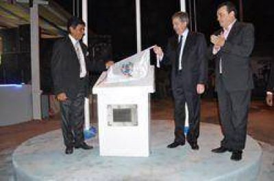 El Jefe de Gabinete inaugur� obras y presidi� acto por el 101� aniversario de Arraga