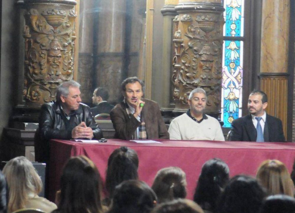 La Municipalidad pone en marcha un programa sobre prevenci�n y detecci�n del abuso infantil