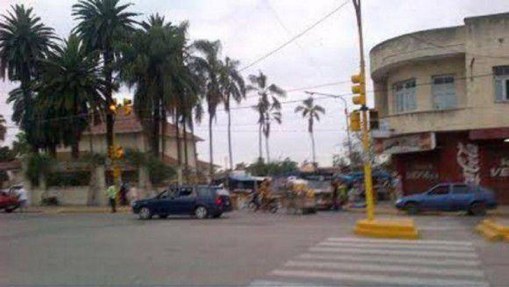 Detienen a dos sujetos por intento de robo en Aguilares