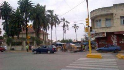 Detienen a dos sujetos por intento de robo en Aguilares