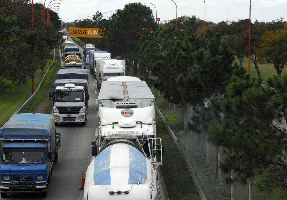 Proponen descuentos en la patente para el transporte de cargas