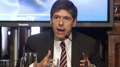 Abal Medina denunciar� a Carri� por afirmar que lo vio 