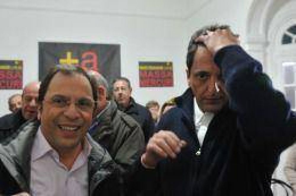 Giustozzi: �Si el Frente Renovador administra el pa�s, vuela todo por el aire�