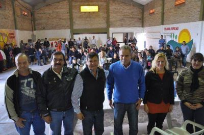 El intendente de Colonia Popular se sum� al Frente Chaco Merece M�s