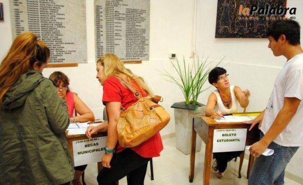 Curetti entregar� becas a estudiantes del Distrito