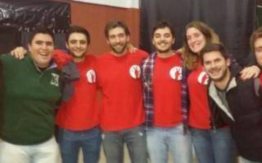 Dom�nguez es el nuevo Presidente de la Juventud Radical de la Provincia