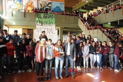 El IOMA present� una actividad sobre alcoholismo para estudiantes secundarios