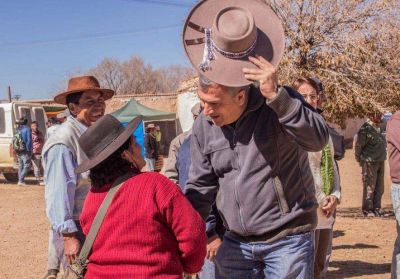 Senador nacional en la expoferia de La Intermedia