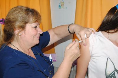 M�s de 20 personas por d�a se vacunan gratis contra la gripe en el C.I.C.