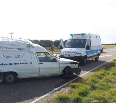 Muri� un joven de La Pampa en un vuelco en la autopista 55