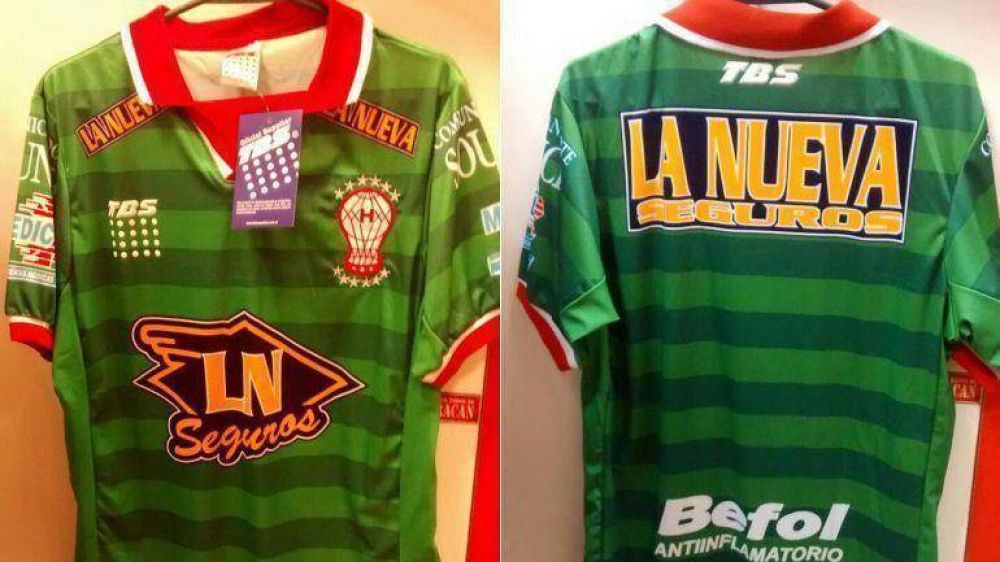 Y la identidad? La polmica nueva camiseta de Huracn que despert una gran polmica entre sus hinchas