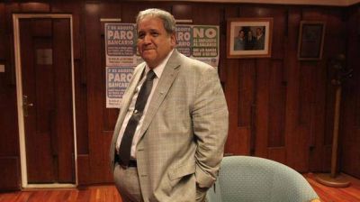 Paran los bancarios y se agudiza el conflicto con los sindicatos