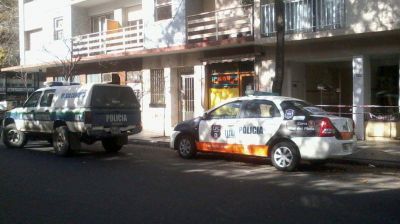 Una mujer se tir� desde un quinto piso, est� internada en grave estado