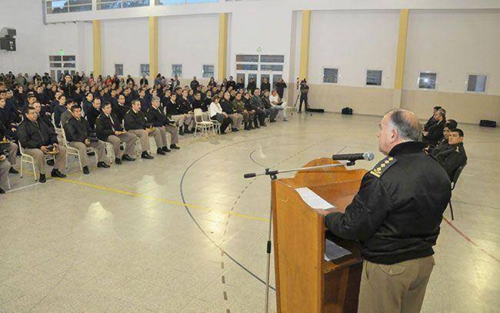 Incorporan 160 nuevos agentes de polic�a