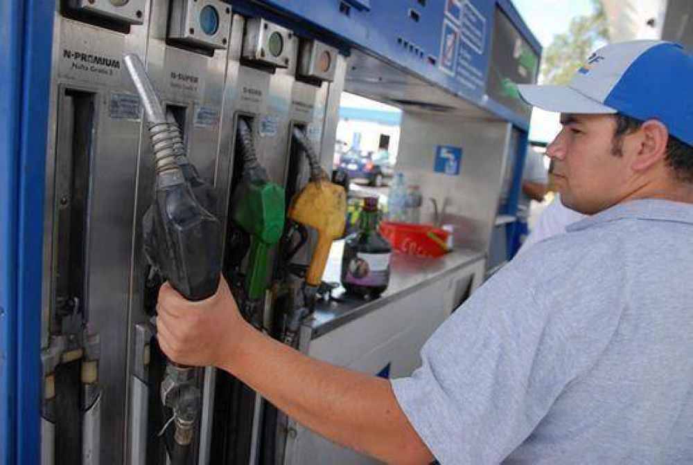 Rige en Santa Rosa el aumento en naftas