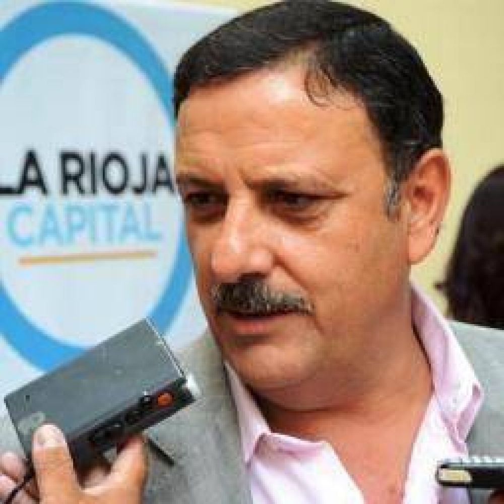 Confirmado. Ricardo Quintela declin su candidatura a gobernador