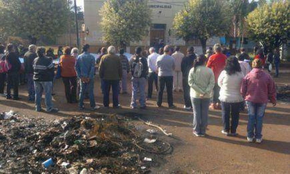 Contra la asunci�n de Clos, vecinos de Santa Ana se movilizar�n hasta Posadas