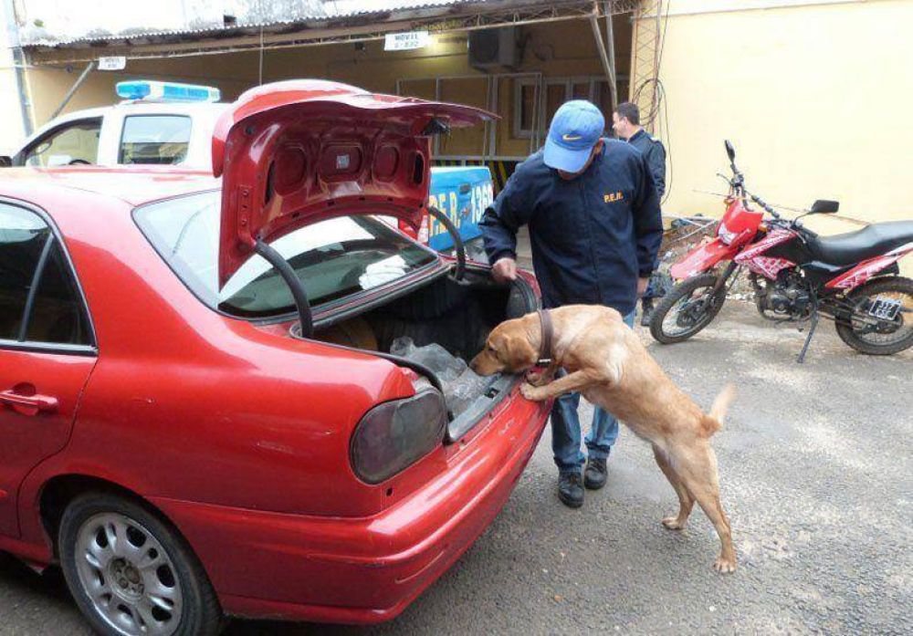 Un expolic�a fue detenido en plena transa narco en Villaguay