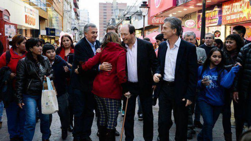 Con una foto en Jujuy, Sanz, Morales y Macri sellaron la paz
