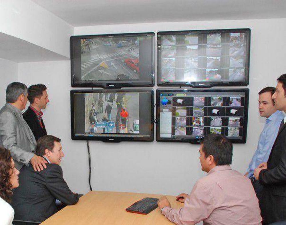 Pol�mica por las c�maras de seguridad: �hay que ser cuidadosos�