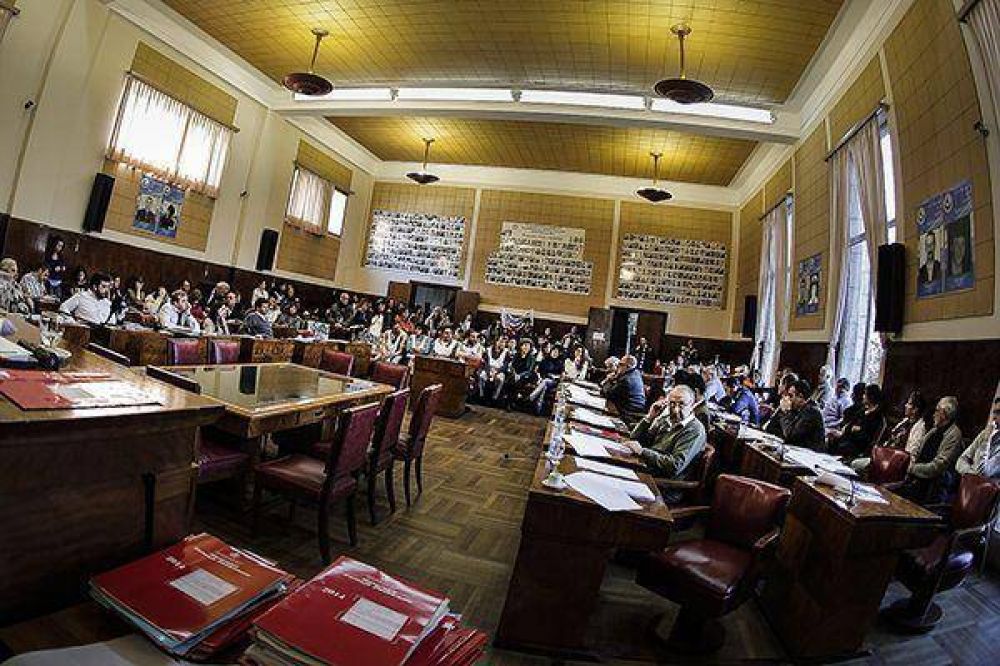 En sesi�n, el Concejo instar� a que se inicien gestiones para la restituci�n de Punta Mogotes