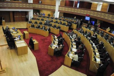 Alperovich quiere prohibir las postulaciones dobles