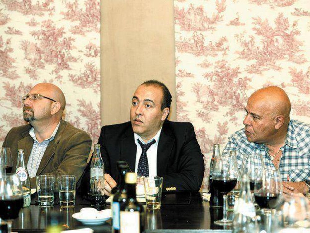 Alejandro Abraham y Luis Lobos se juntaron para la foto