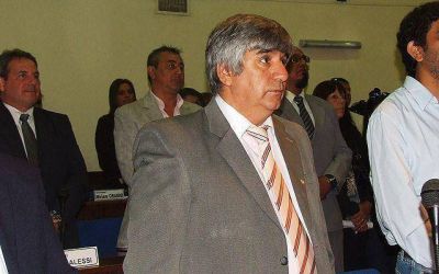 Para Gamarra, las salidas del FR se deben �a la inexperiencia de Massa�