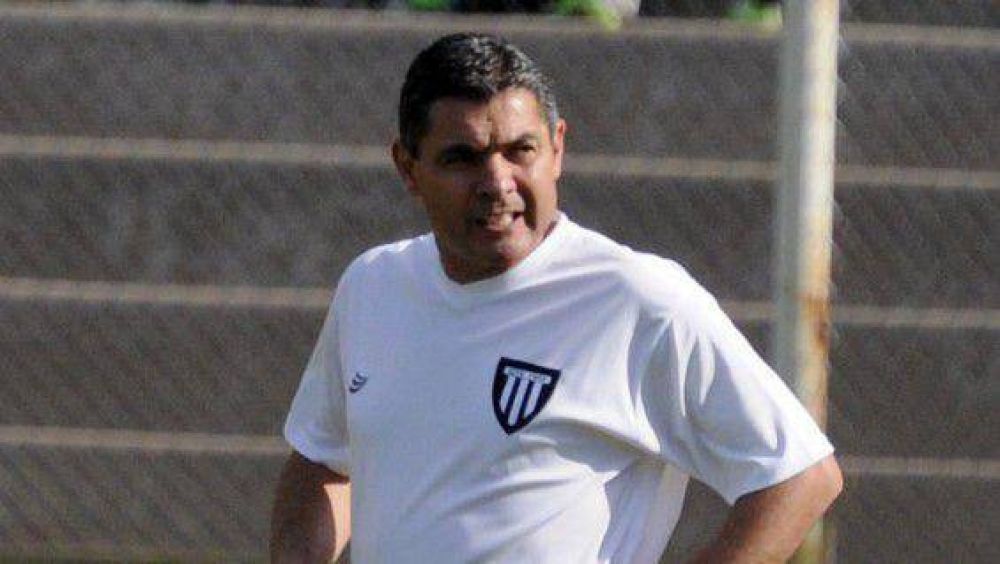 Arias cambia sistema y nombres para visitar a Los Andes