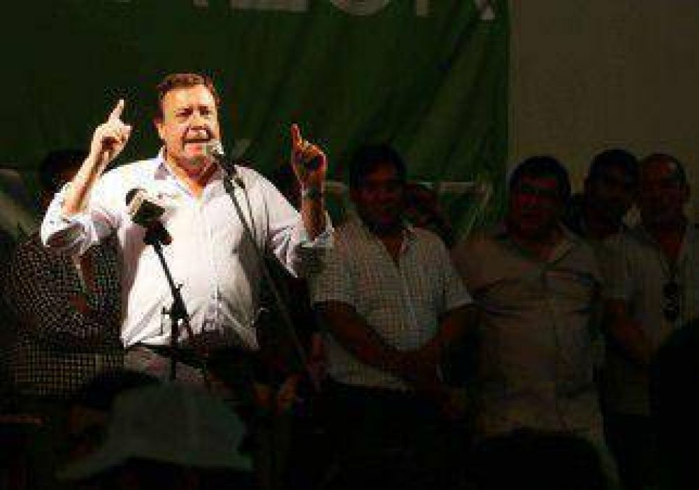 Weretilneck se despega de las presidenciales y asegura que ganar� 